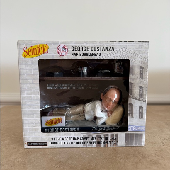 George Costanza Bobble Head (RARE - LIMITED EDITION) - Picture 1 of 6